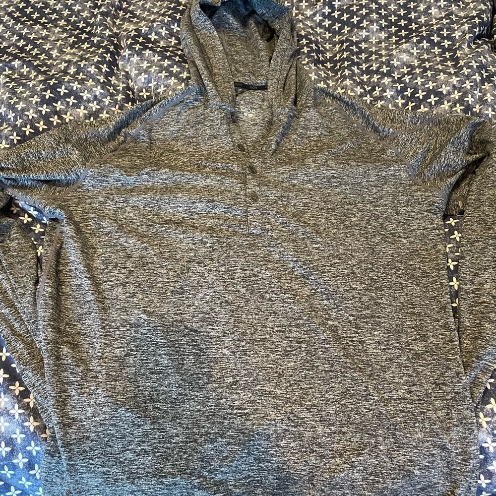 Gray Hooded Pullover